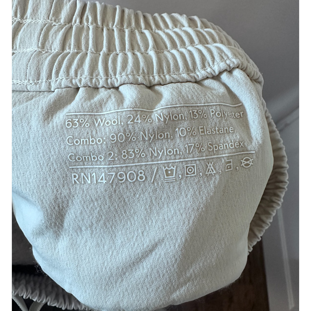 Outdoor Voices size small MegaFleece athletic workout Shorts in Oatmeal - Picture 6 of 6